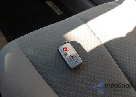 2009 Toyota Camry Hybrid z USA, uszkodzony, nr VIN 4T1BB46K49U070170